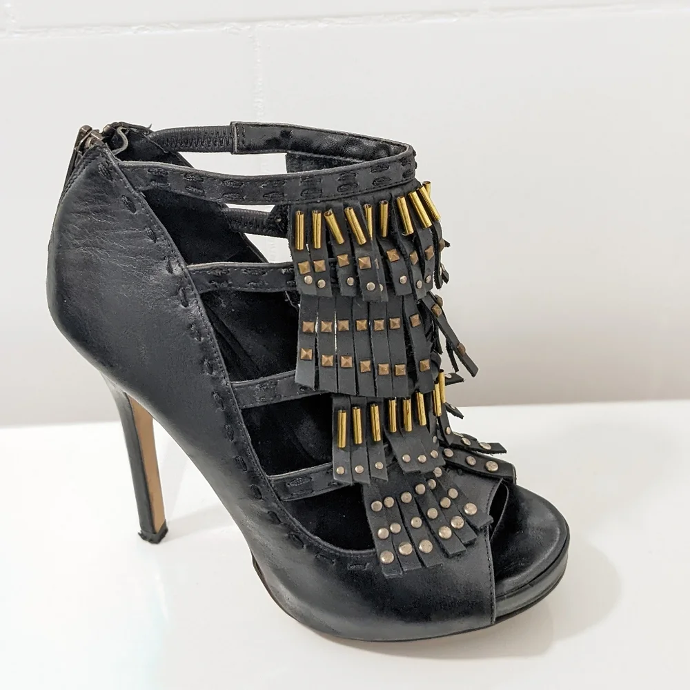 Leather heels by Aldo